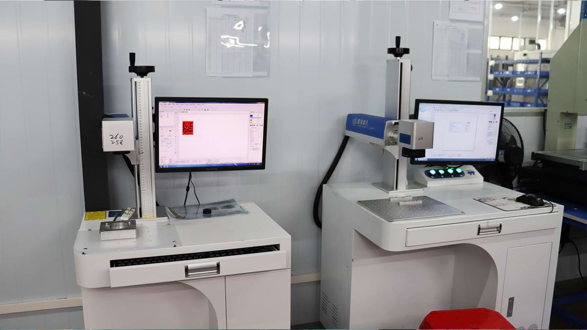 Profile Measuring Instrument
